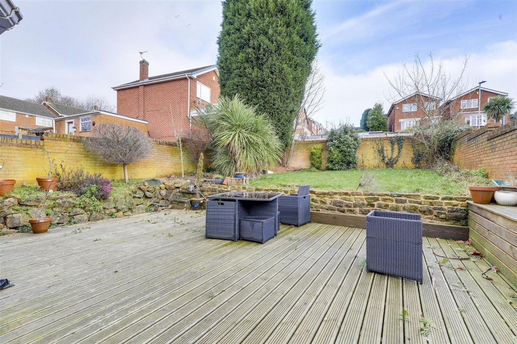 Lodge Farm Lane, Arnold, NG5