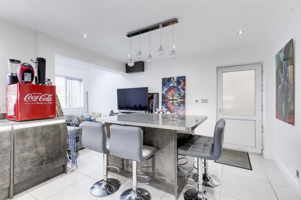 Lodge Farm Lane, Arnold, NG5