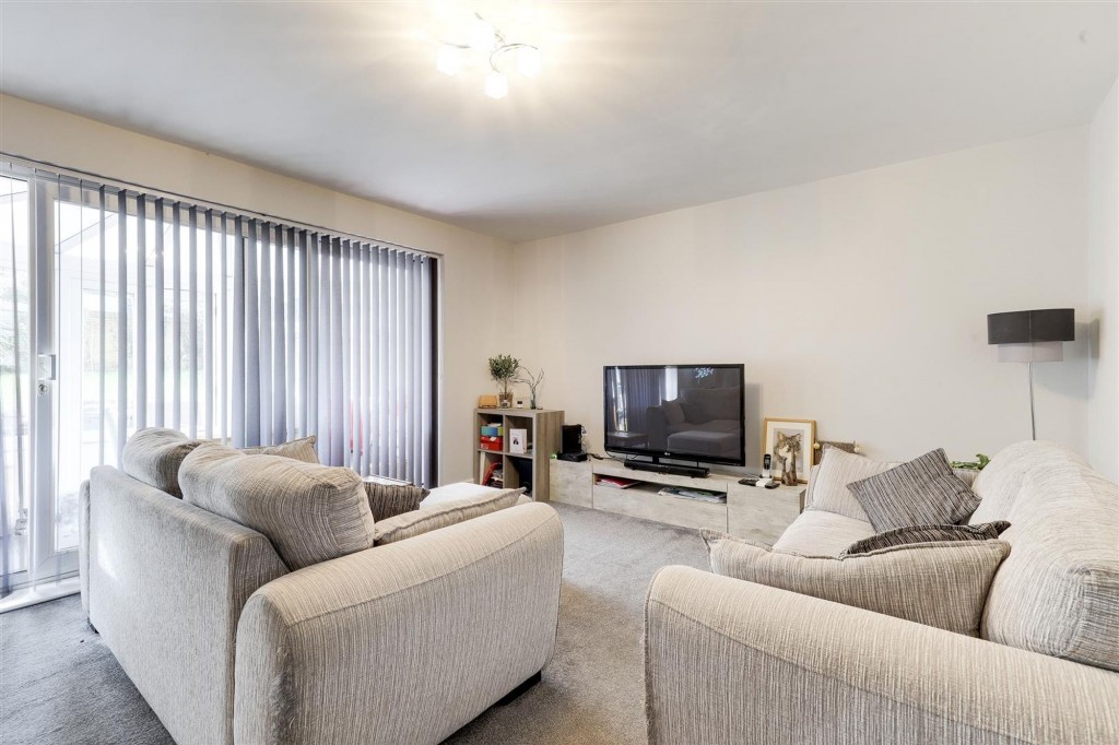 Lodge Farm Lane, Arnold, NG5