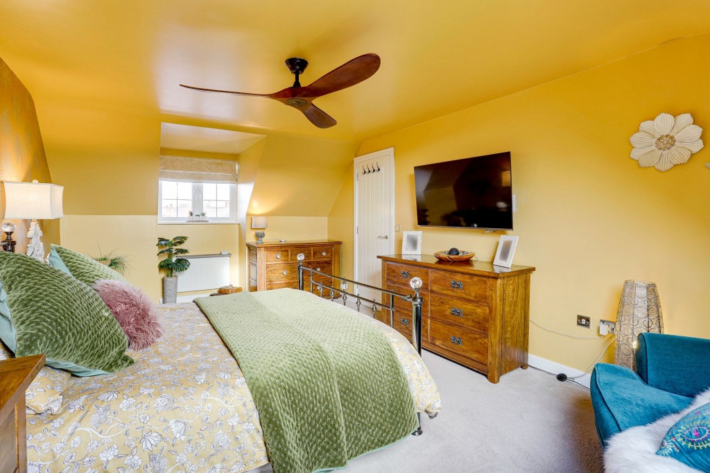 Hallam Drive, Radcliffe-On-Trent, NG12