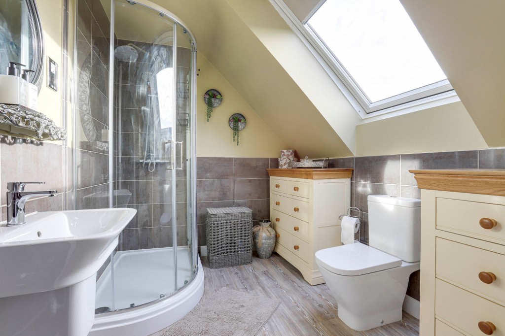 Hallam Drive, Radcliffe-On-Trent, NG12