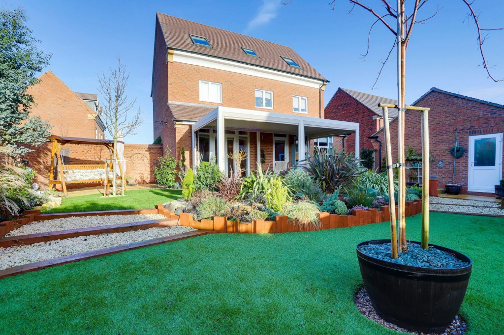 Hallam Drive, Radcliffe-On-Trent, NG12