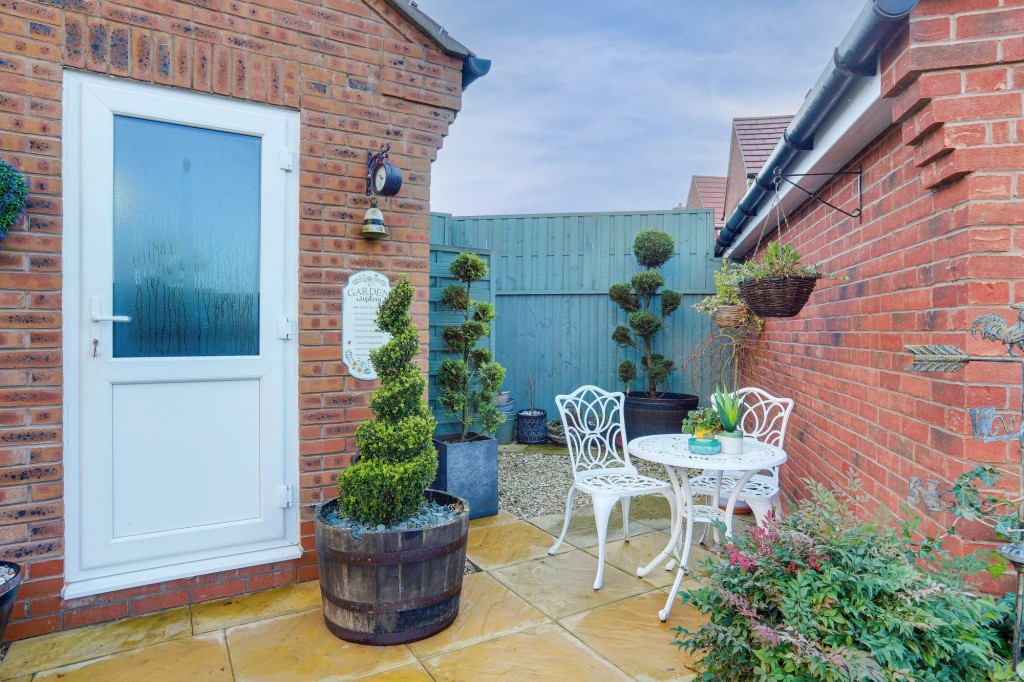 Hallam Drive, Radcliffe-On-Trent, NG12