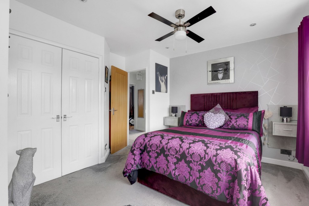 Arnold Lane, Gedling, NG4