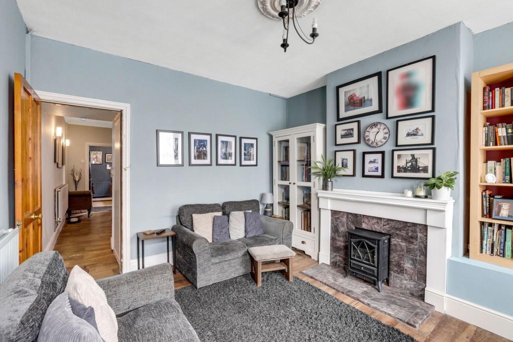 Montague Road, Hucknall, NG15