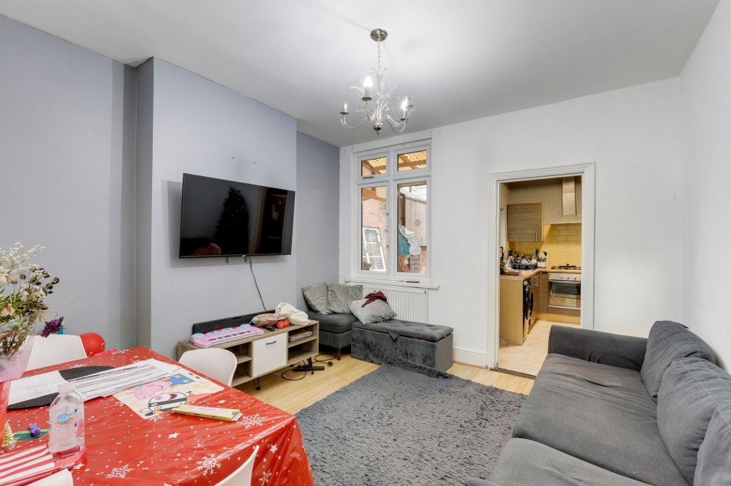 Exeter Road, Nottingham, NG7