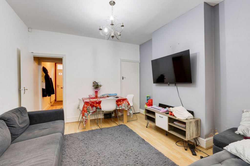 Exeter Road, Nottingham, NG7