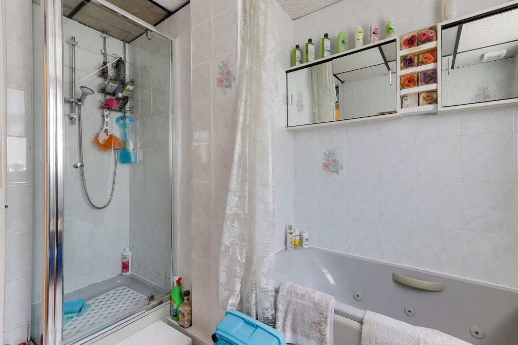 Grange View Road, Gedling, NG4