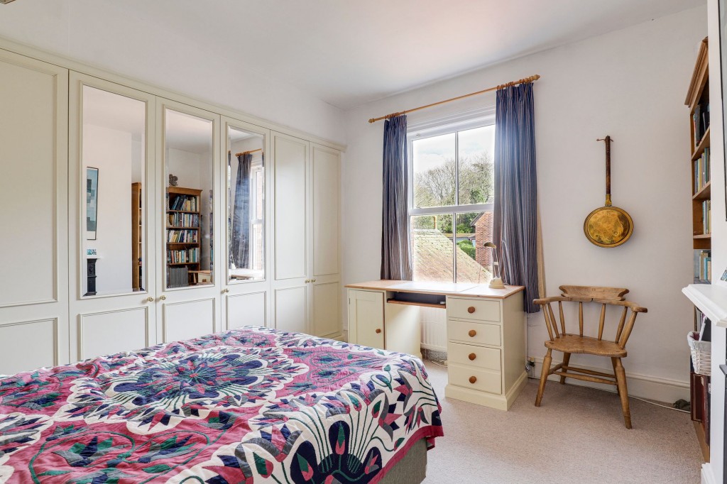 Cropwell Road, Radcliffe-On-Trent, NG12