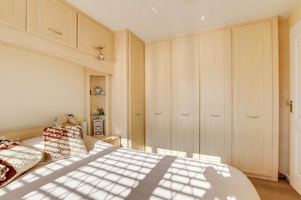 Colindale Gardens, Nuthall, NG16