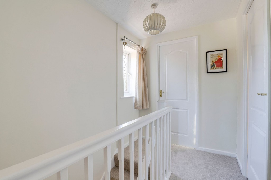 Colindale Gardens, Nuthall, NG16