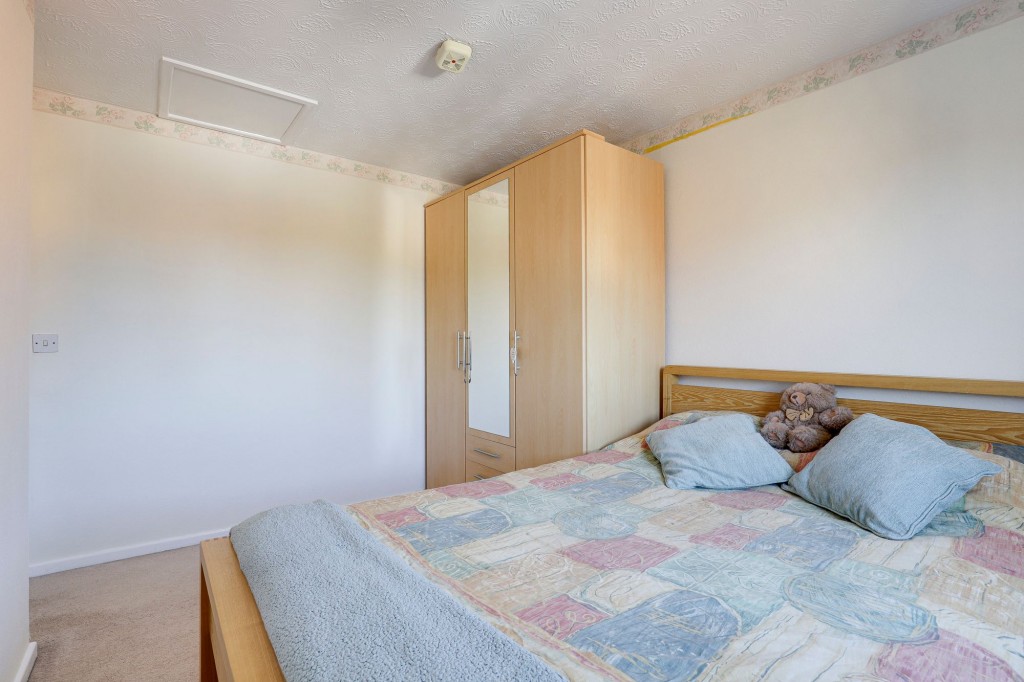 Colindale Gardens, Nuthall, NG16