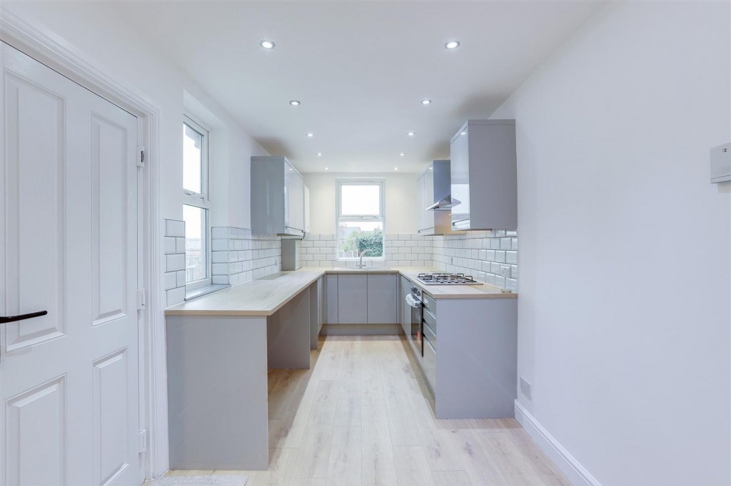 Duke Street, Hucknall, NG15