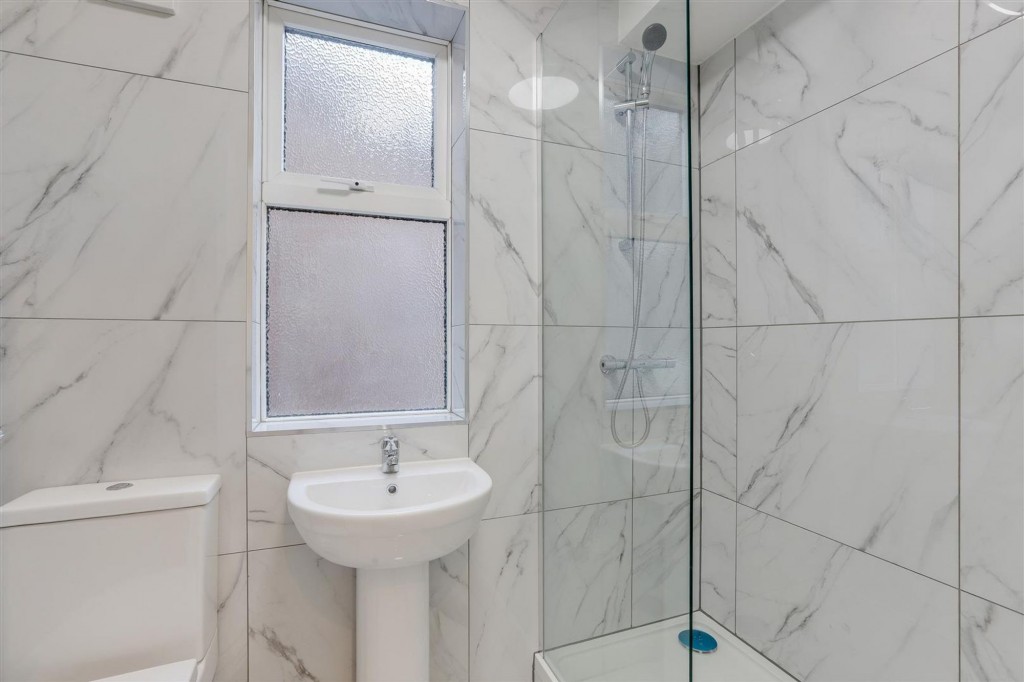 Duke Street, Hucknall, NG15