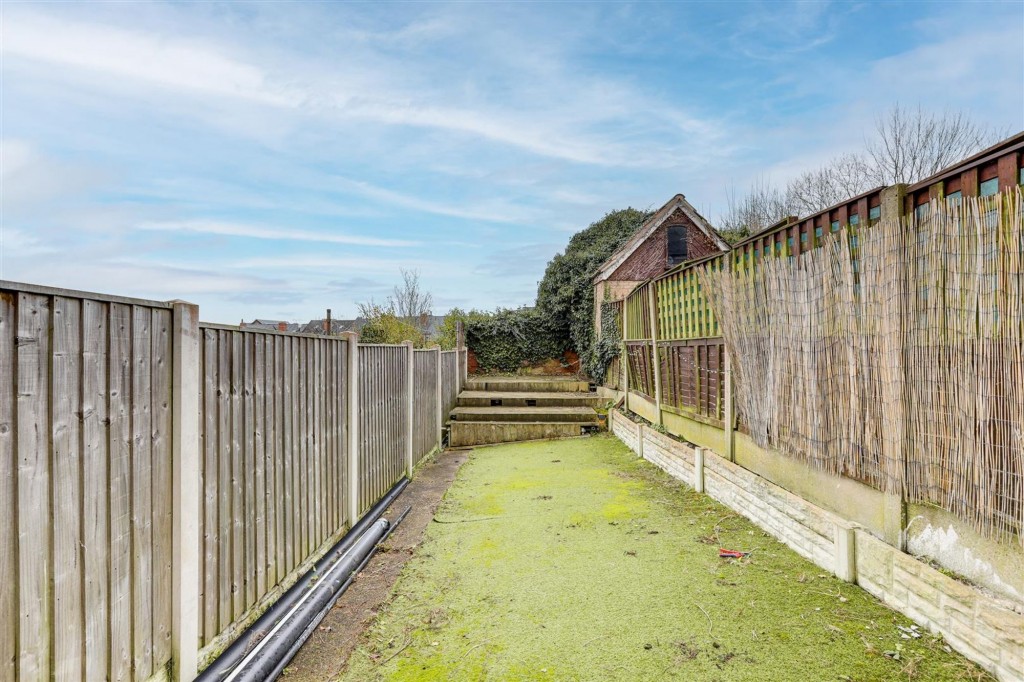 Duke Street, Hucknall, NG15