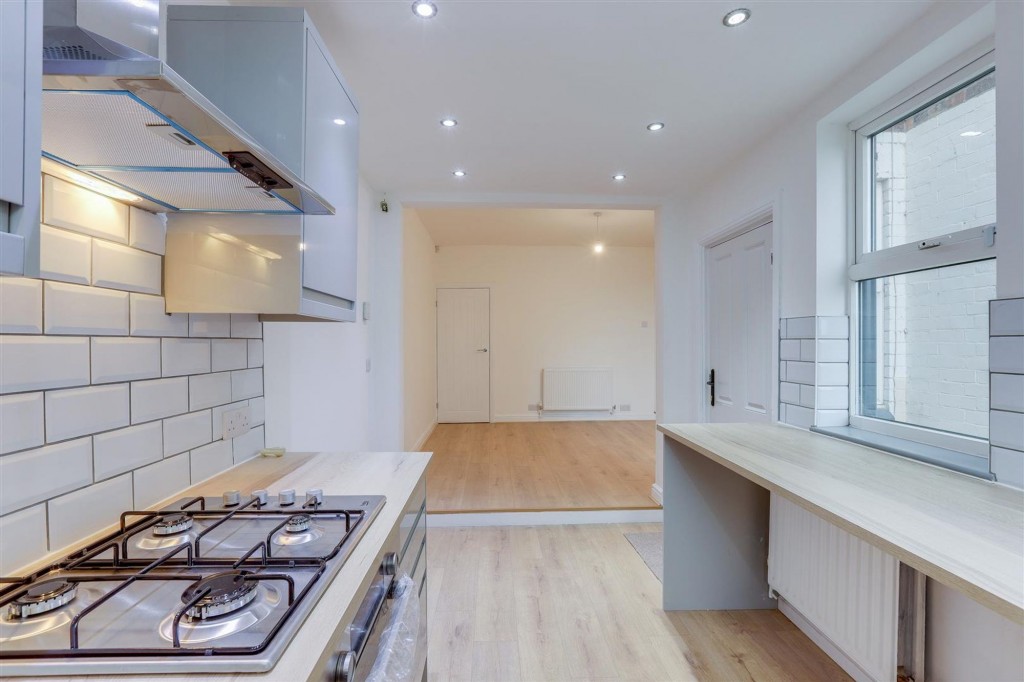 Duke Street, Hucknall, NG15