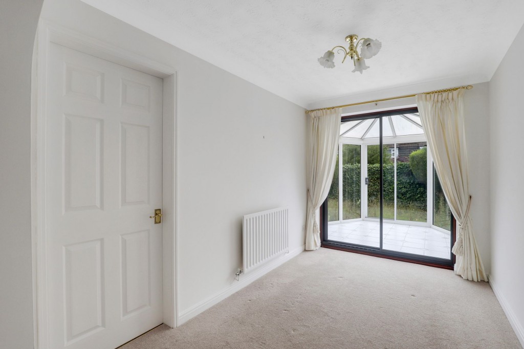 Elgar Drive, Long Eaton, NG10