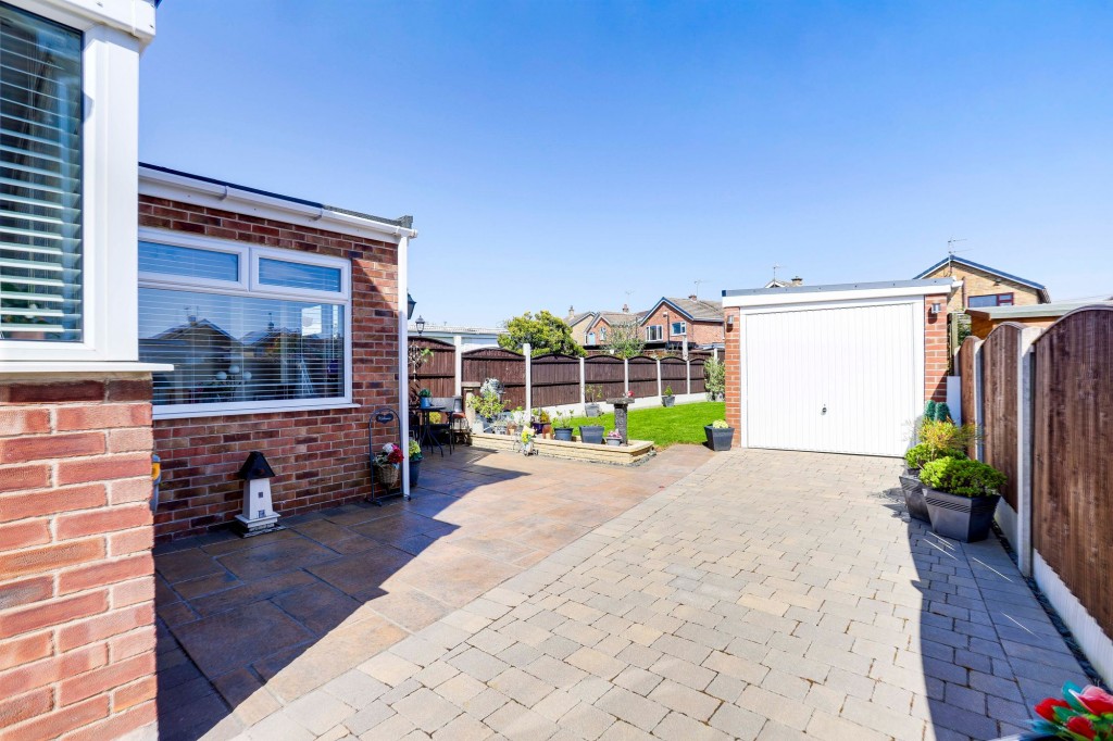 Walk Mill Drive, Hucknall, NG15
