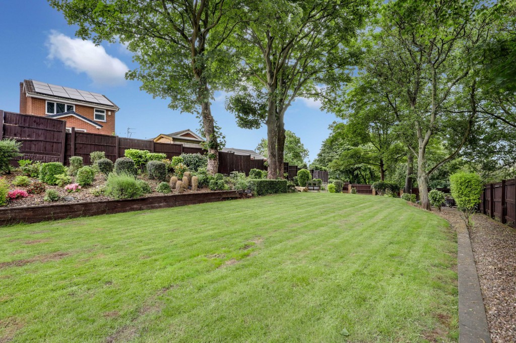 Eden Close, Hucknall, NG15