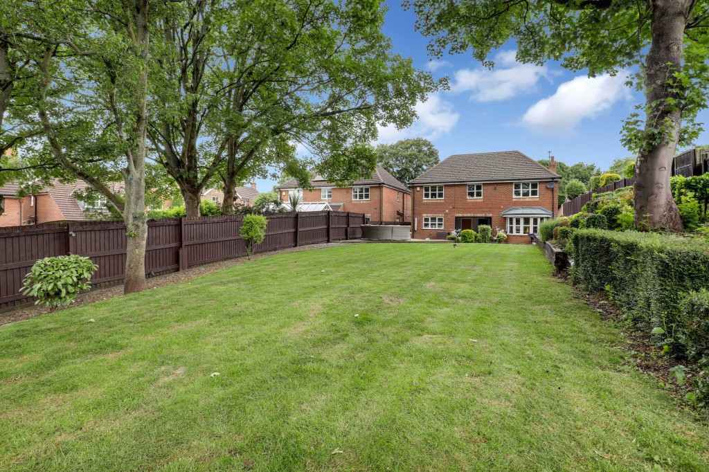 Eden Close, Hucknall, NG15