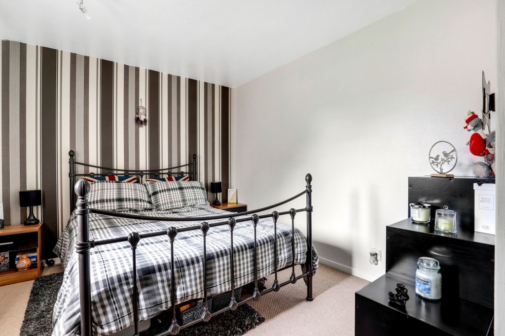 Hanley Avenue, Bramcote, NG9
