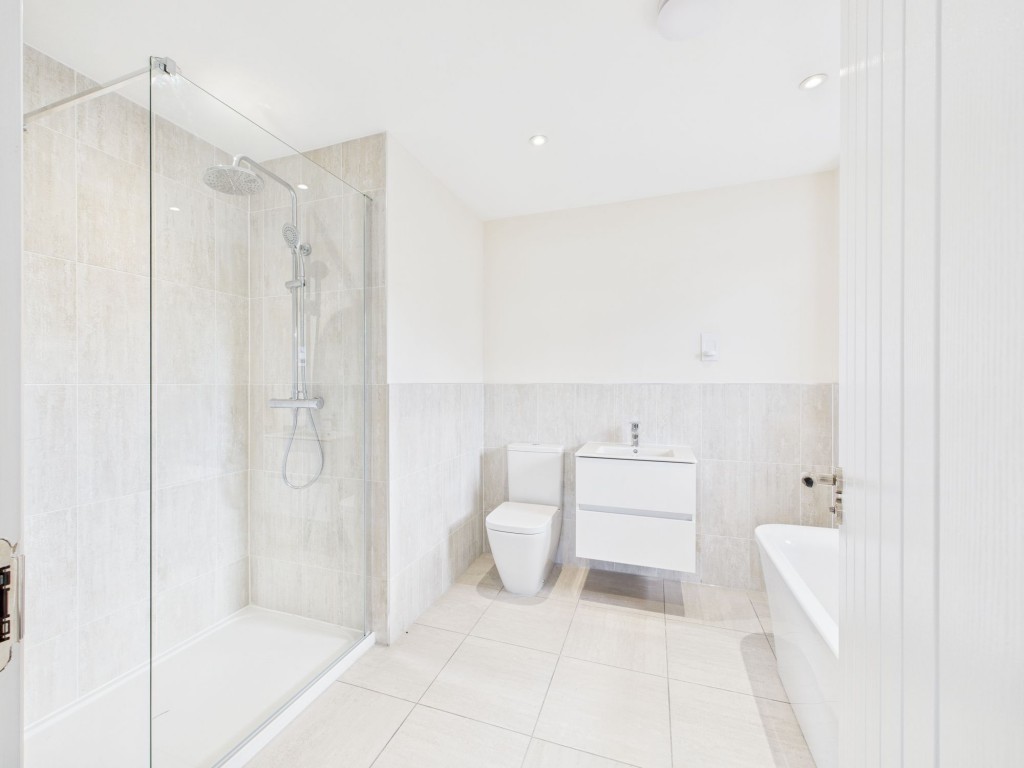 Mapperley Plains, Nottingham, NG3