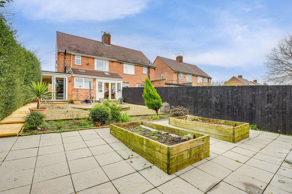 Leivers Avenue, Arnold, NG5