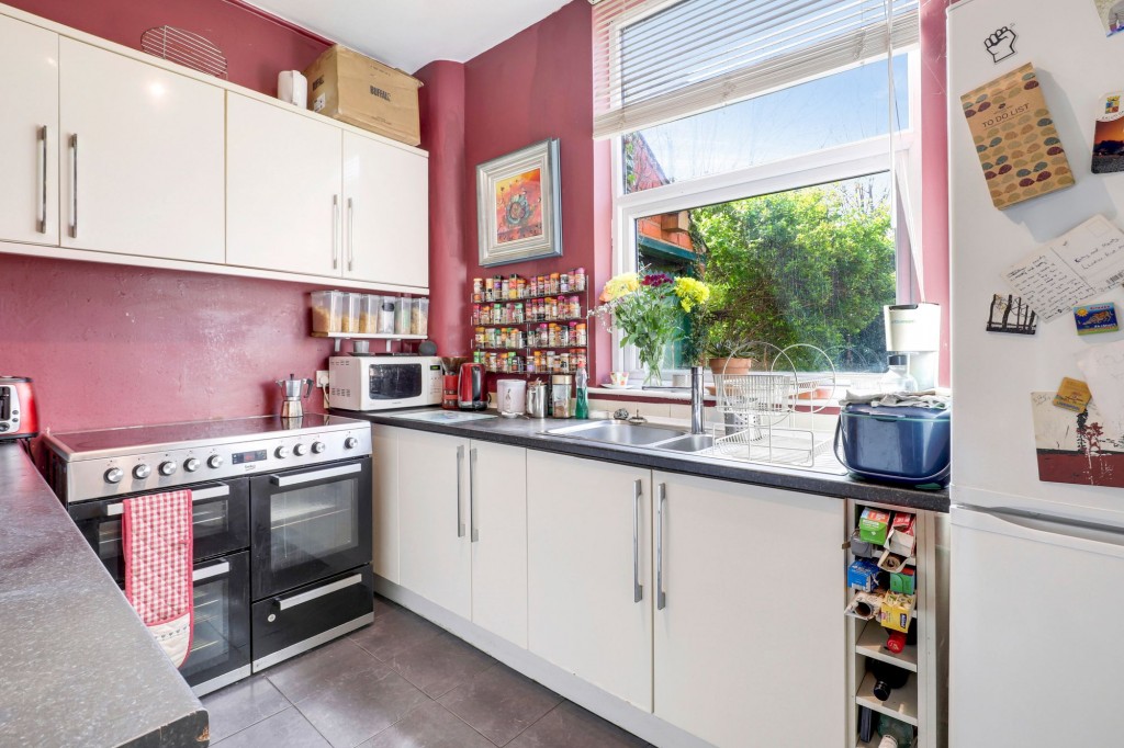 Foxhall Road, Nottingham, NG7