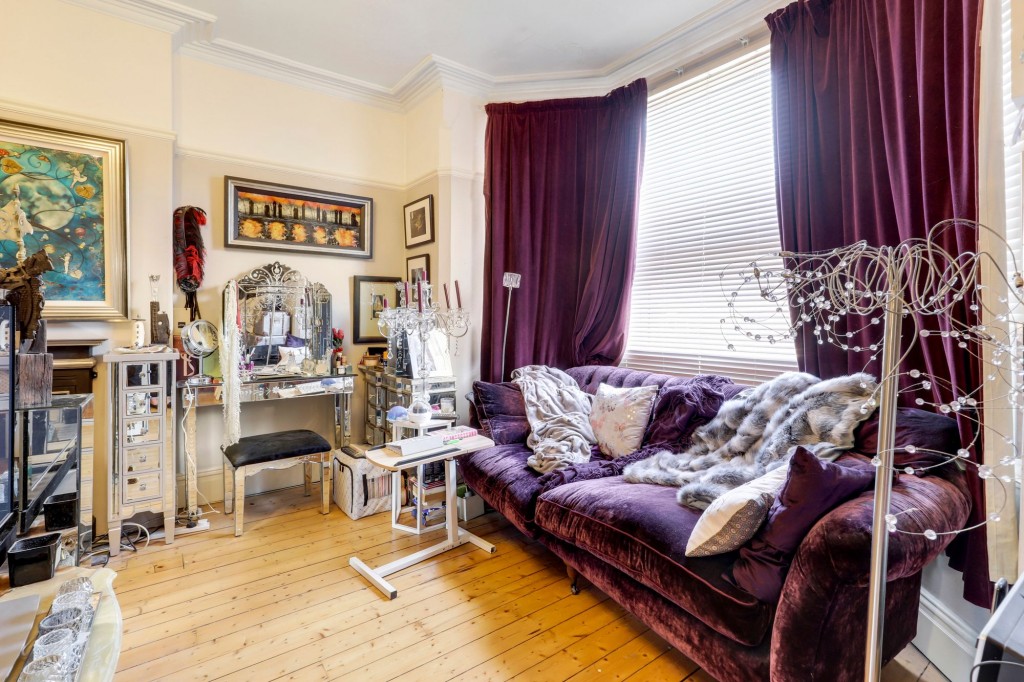 Foxhall Road, Nottingham, NG7