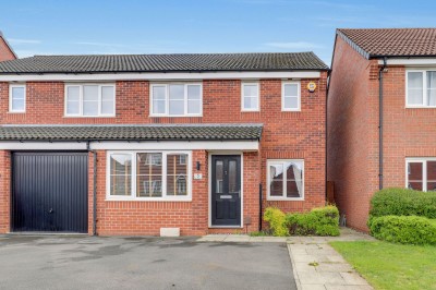 Hurricane Road, Hucknall, NG15