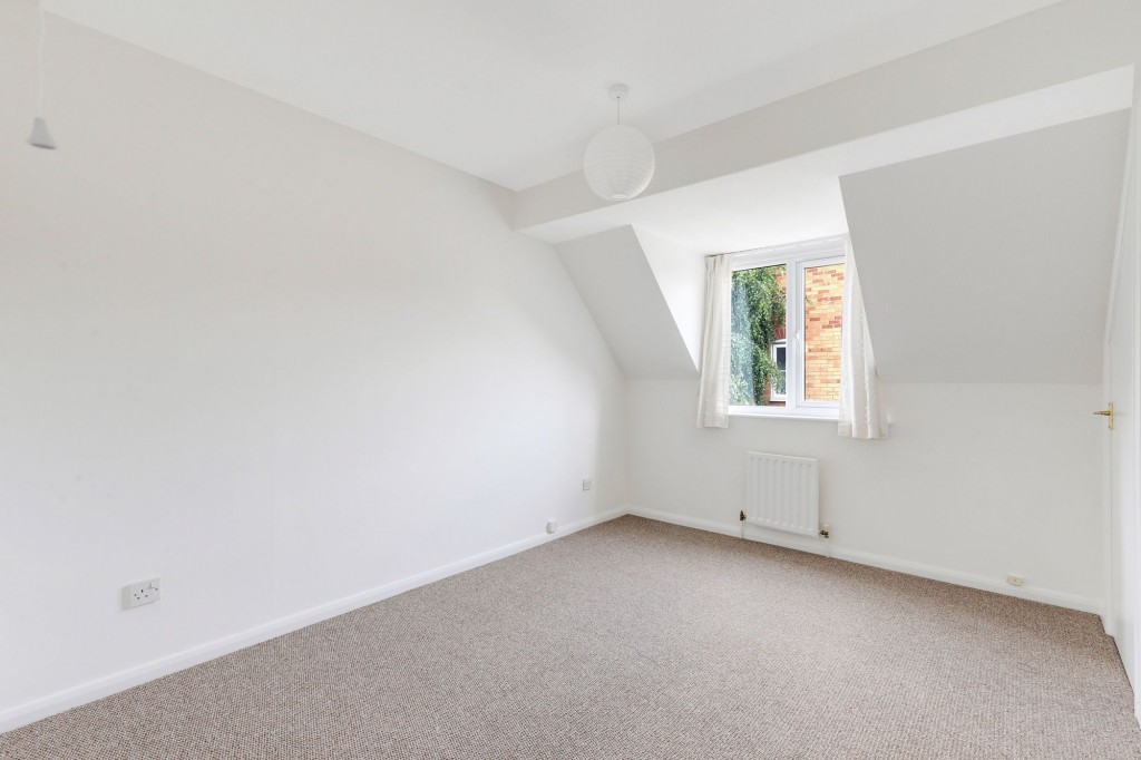 Wicket Grove, Lenton, NG7