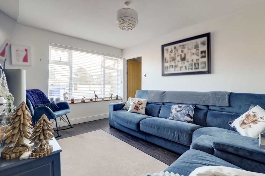 Dovedale Avenue, Long Eaton, NG10