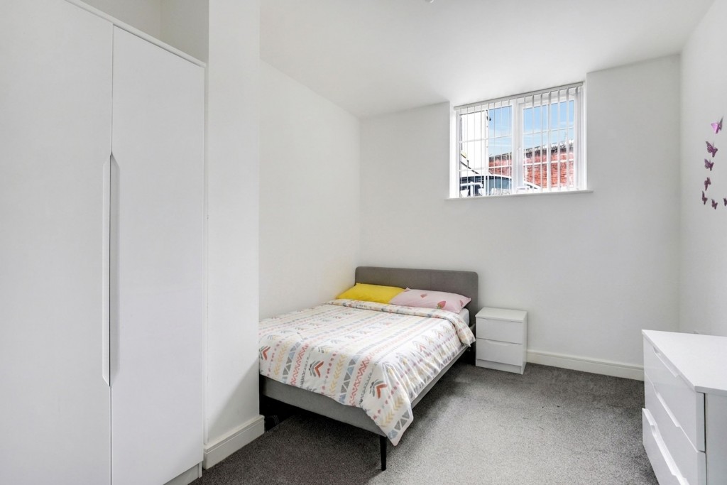 Holland Street, Westbridge House, NG7