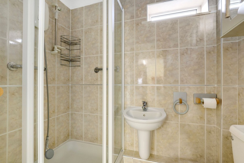 Dormy Close, Bramcote, NG9
