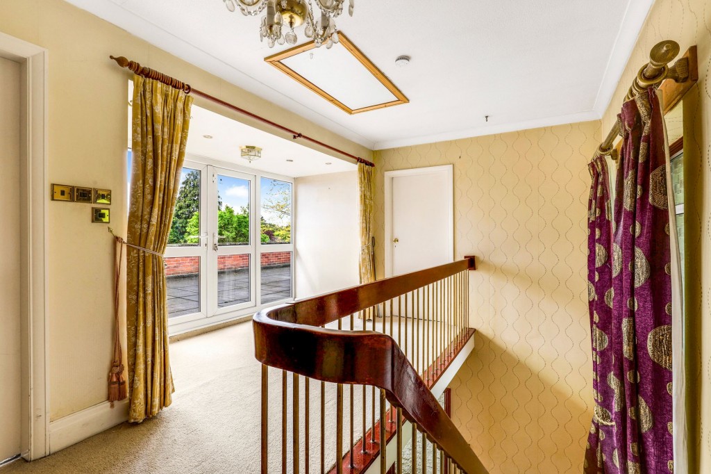 Dormy Close, Bramcote, NG9