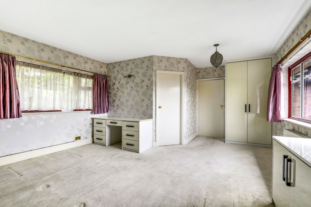Dormy Close, Bramcote, NG9