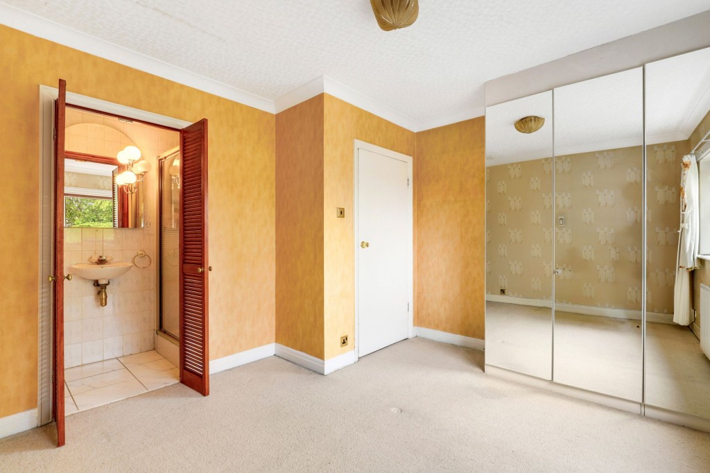 Dormy Close, Bramcote, NG9