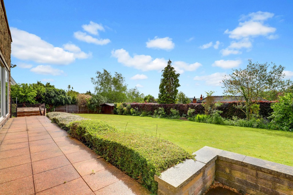 Dormy Close, Bramcote, NG9