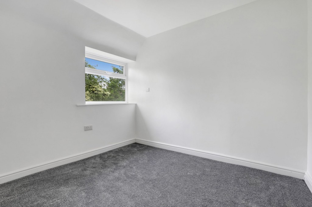 Paignton Close, Nottingham, NG8