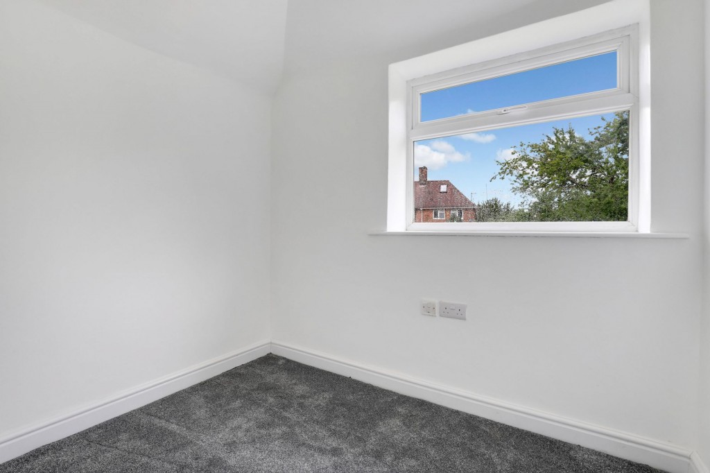 Paignton Close, Nottingham, NG8