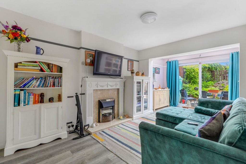 Bankfield Drive, Bramcote, NG9