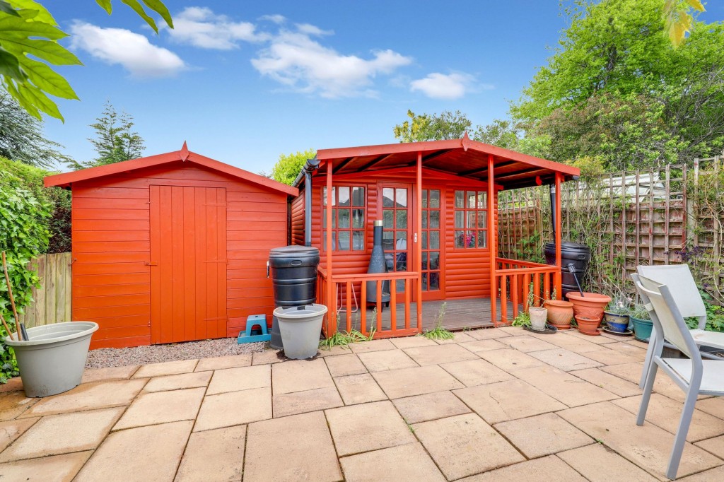 Bankfield Drive, Bramcote, NG9