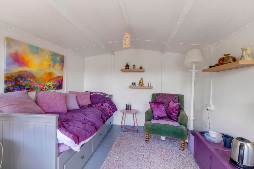 Bankfield Drive, Bramcote, NG9