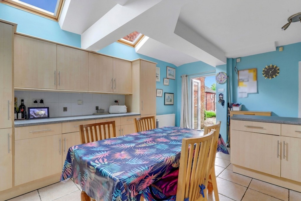 Bankfield Drive, Bramcote, NG9