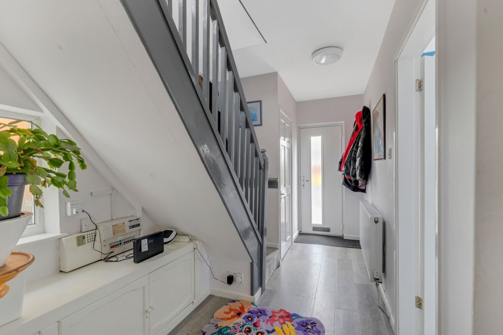 Bankfield Drive, Bramcote, NG9