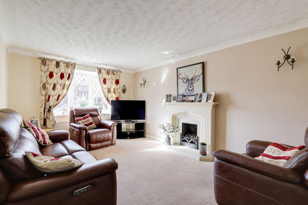 Dorset Gardens, West Bridgford, NG2