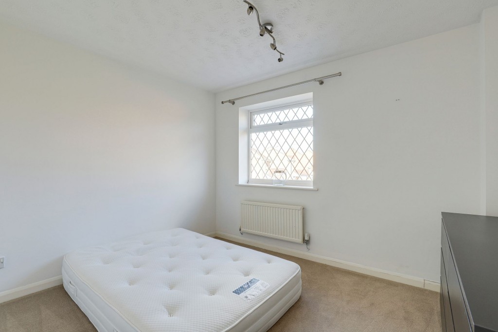 Dorset Gardens, West Bridgford, NG2