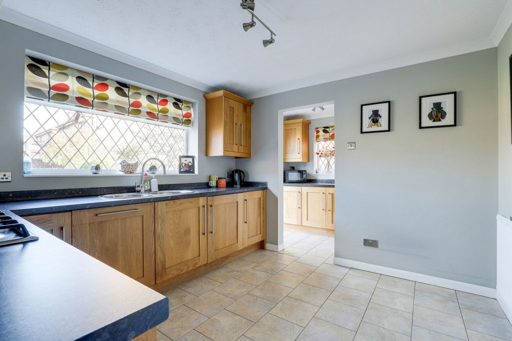Dorset Gardens, West Bridgford, NG2