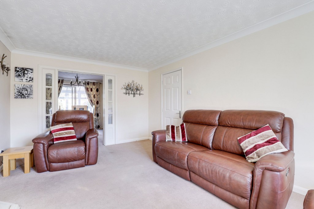 Dorset Gardens, West Bridgford, NG2