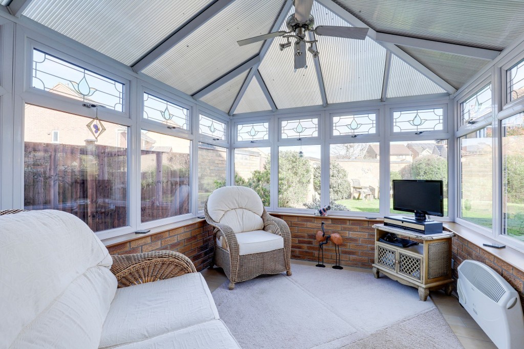 Dorset Gardens, West Bridgford, NG2